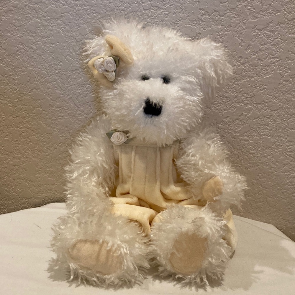 The Boyds Bear Collection JB Bean Series Vintage 1985-1999 Yellow Overalls & Bow